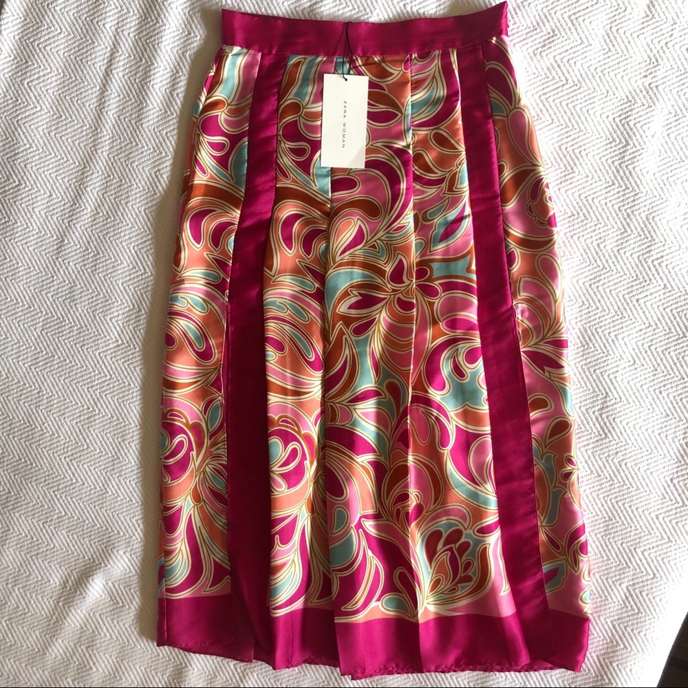 Zara colored midi Skirt Size S.